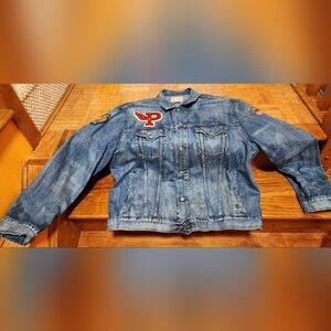 CUSTOMIZED JEAN JACKET